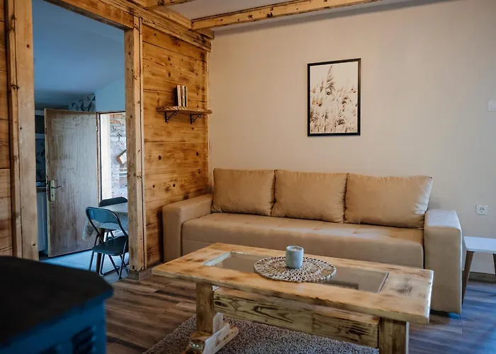 Kuca Za Odmor Brvnara Milanovic Feriehus *