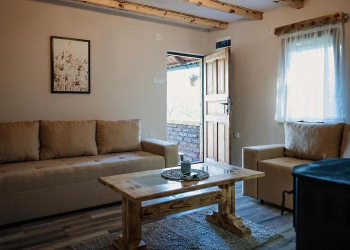 Kuca Za Odmor Brvnara Milanovic Feriehus