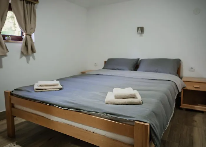 Feriehus Kuca Za Odmor Brvnara Milanovic *